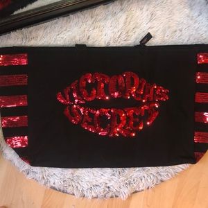 Victoria’s Secret tote